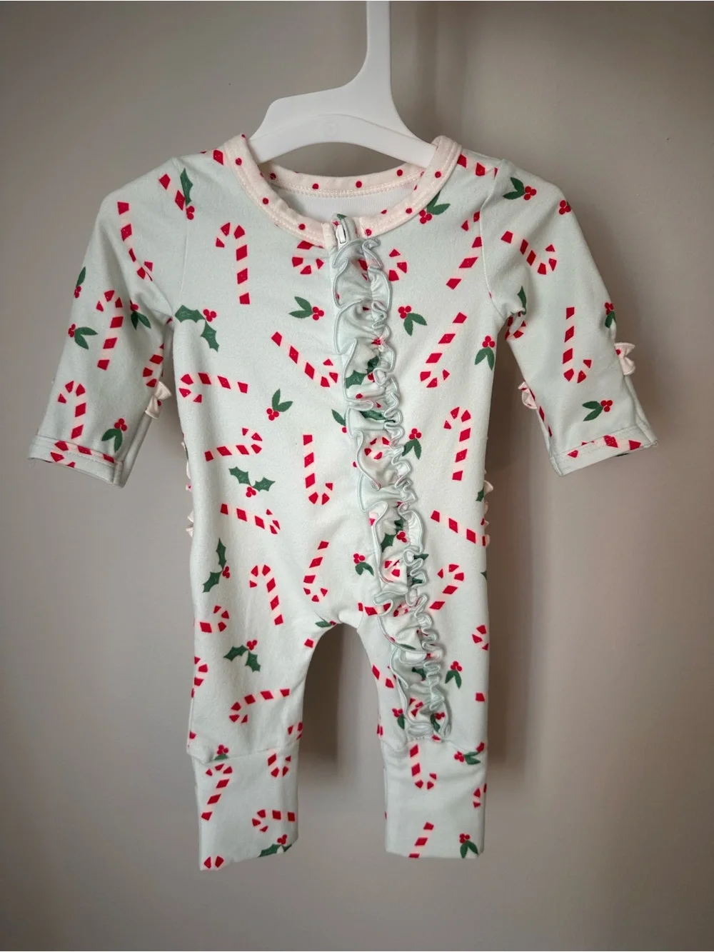SweetHoney Candy Cane Ruffle Layette size Newborn